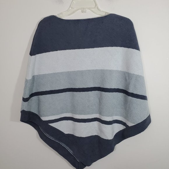 Barefoot Dreams CozyChic Ultra Lite Ocean Breeze Poncho Striped Casual One Size - Picture 4 of 6